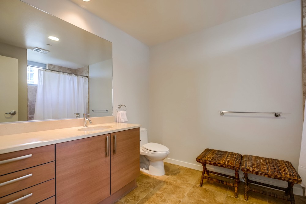 Virtual tour photo 17 of 33 for 800 The Mark Ln