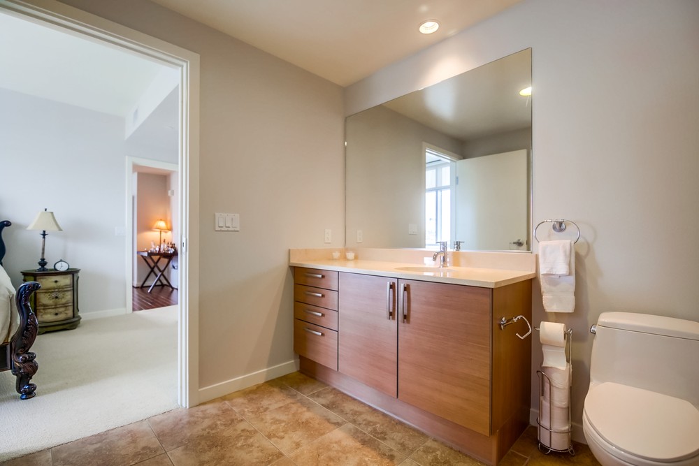 Virtual tour photo 18 of 33 for 800 The Mark Ln