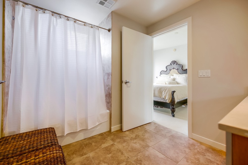 Virtual tour photo 19 of 33 for 800 The Mark Ln