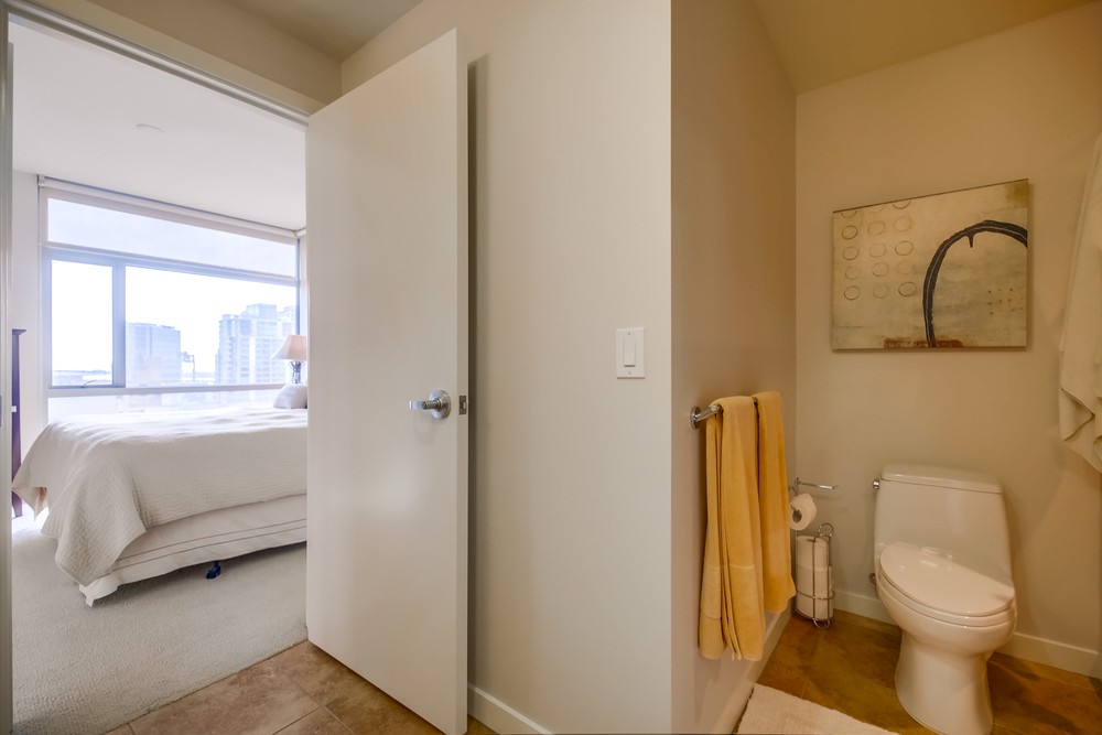 Virtual tour photo 26 of 33 for 800 The Mark Ln