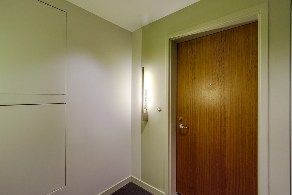 Virtual tour photo 4 of 54 for 800 The Mark Ln