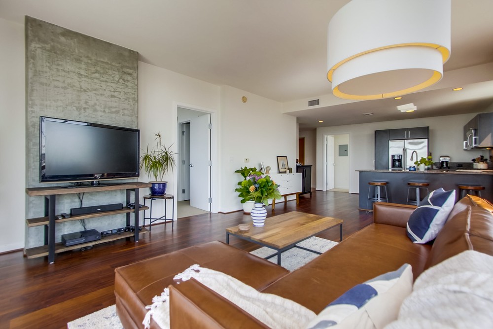 Virtual tour photo 13 of 54 for 800 The Mark Ln