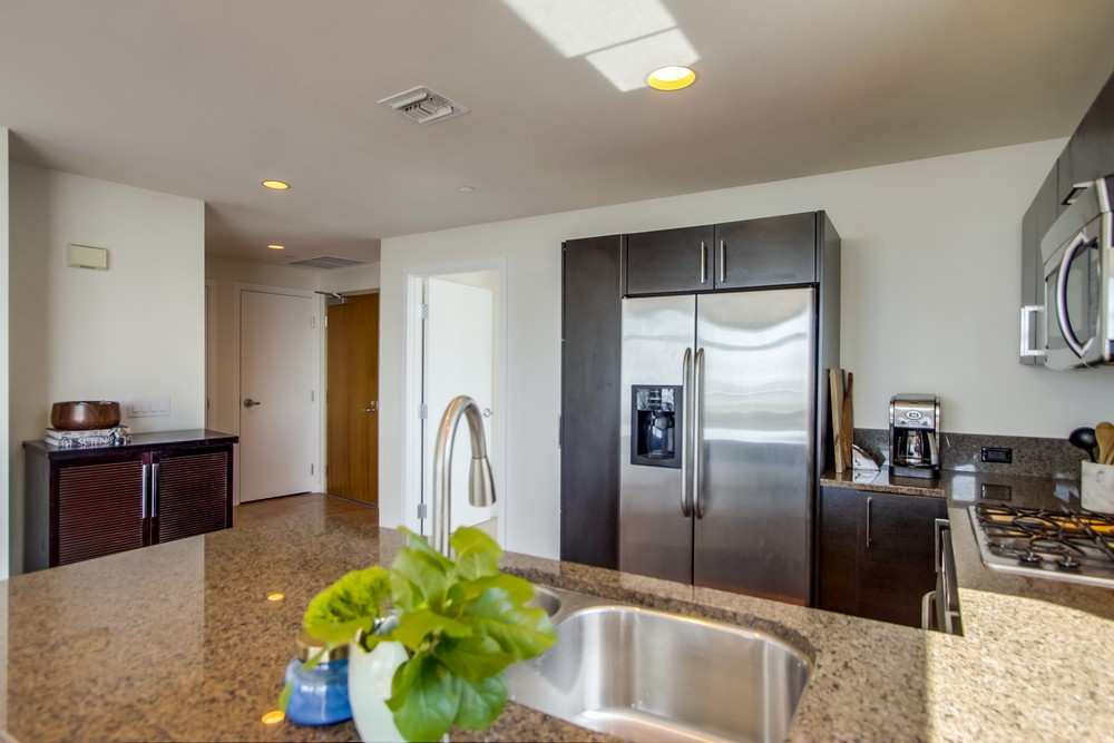 Virtual tour photo 16 of 54 for 800 The Mark Ln
