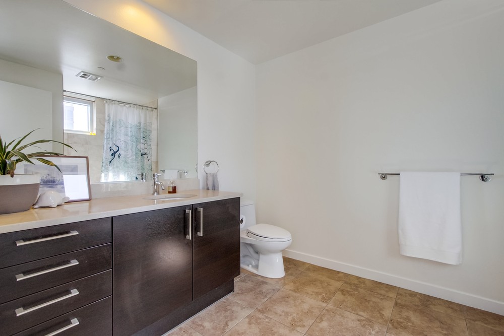 Virtual tour photo 43 of 54 for 800 The Mark Ln
