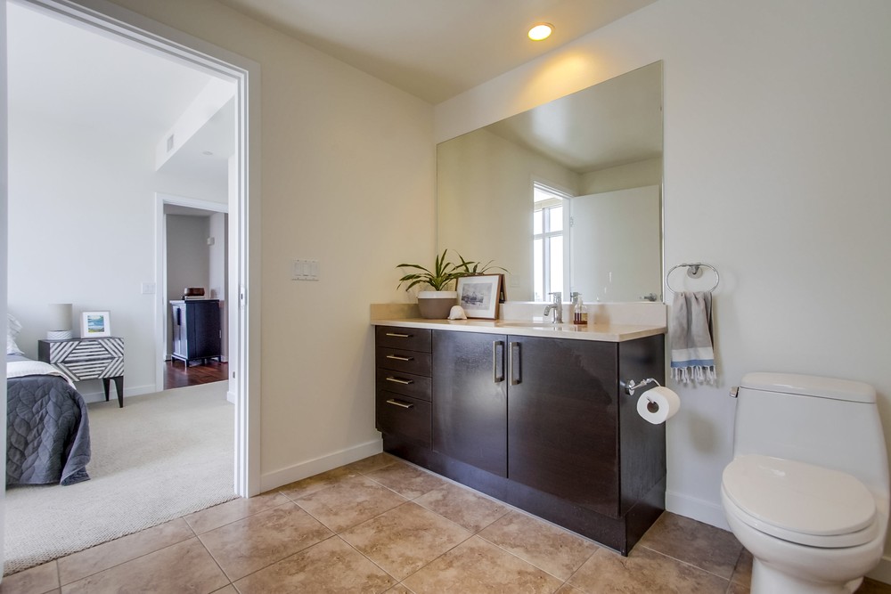 Virtual tour photo 44 of 54 for 800 The Mark Ln