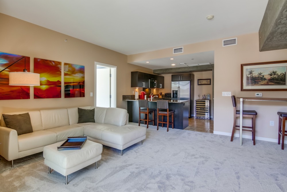 Virtual tour photo 12 of 39 for 800 The Mark Ln #707