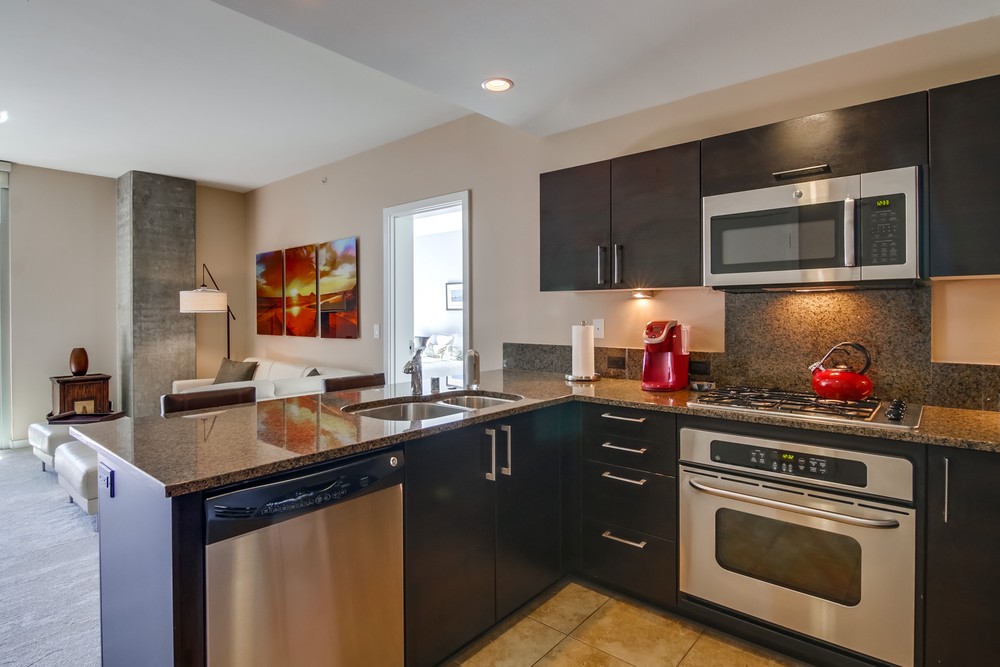Virtual tour photo 19 of 39 for 800 The Mark Ln #707