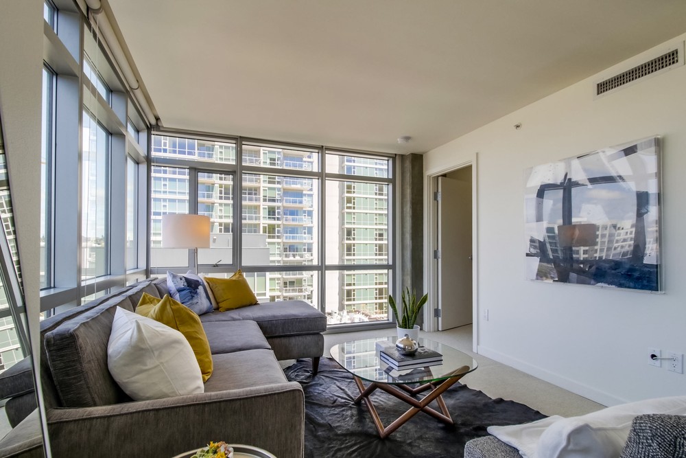 Virtual tour photo 12 of 45 for 800 The Mark Ln #805