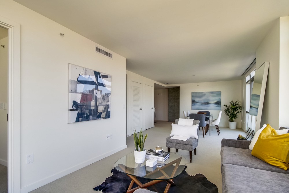 Virtual tour photo 15 of 45 for 800 The Mark Ln #805