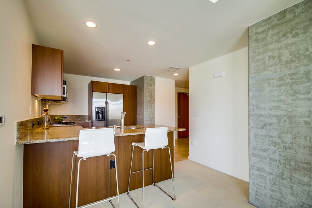 Virtual tour photo 19 of 45 for 800 The Mark Ln #805