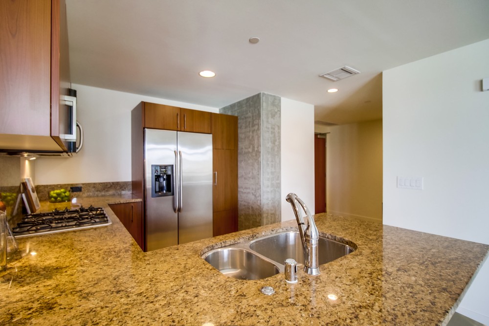 Virtual tour photo 23 of 45 for 800 The Mark Ln #805