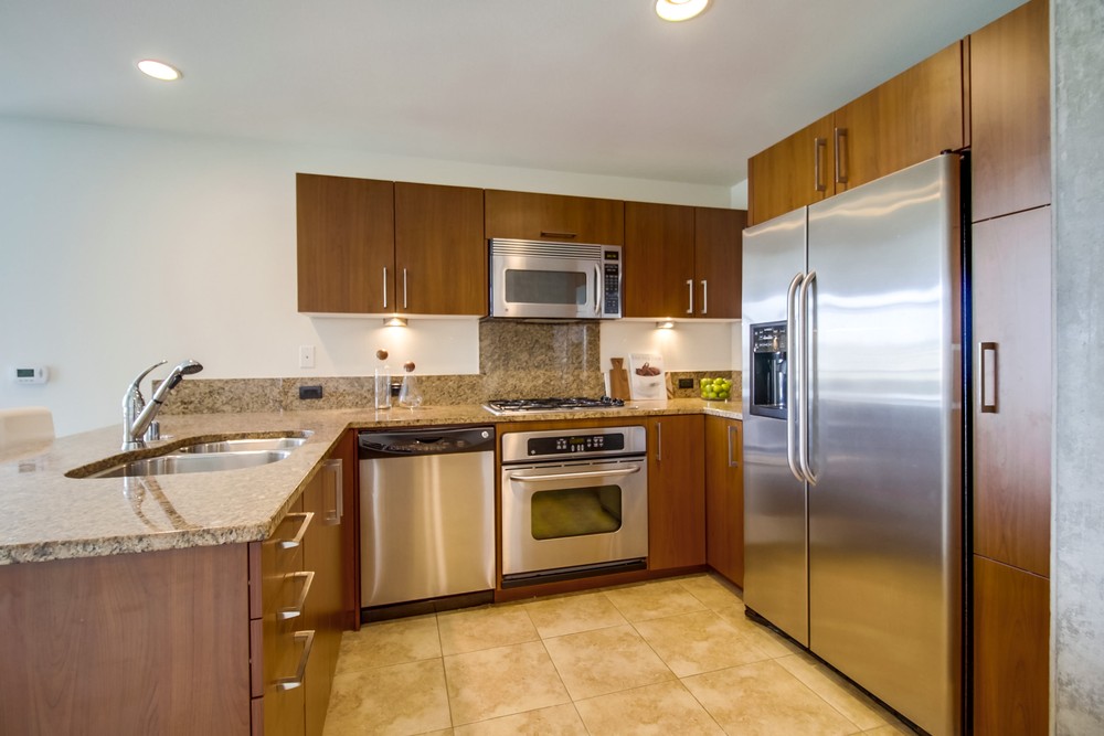Virtual tour photo 24 of 45 for 800 The Mark Ln #805