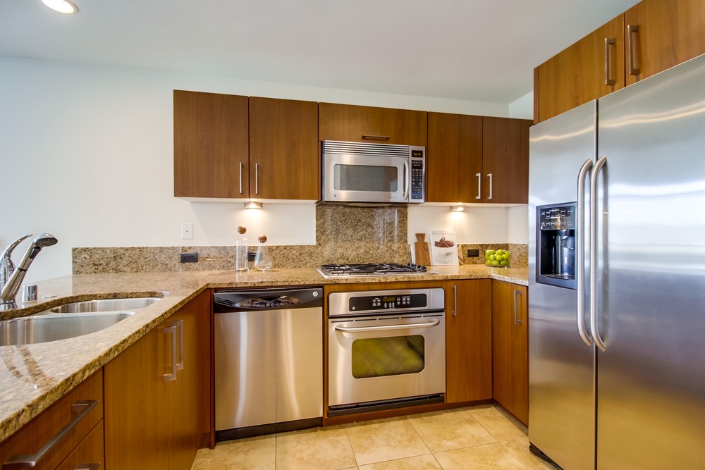 Virtual tour photo 25 of 45 for 800 The Mark Ln #805