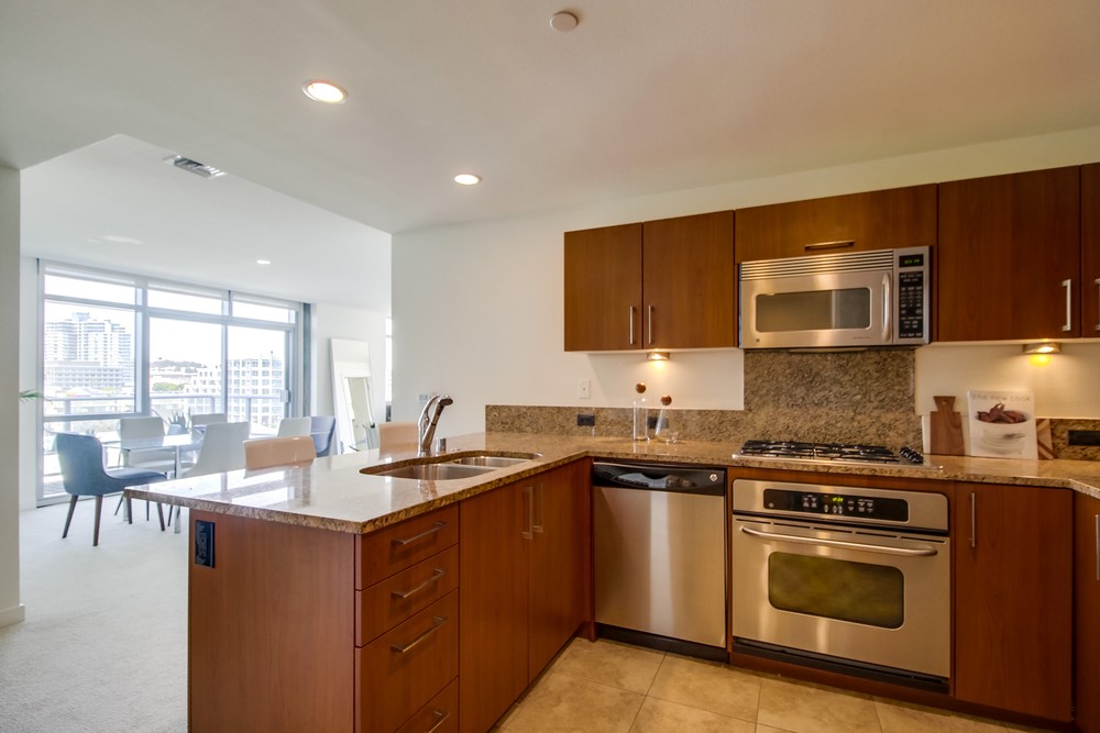 Virtual tour photo 26 of 45 for 800 The Mark Ln #805