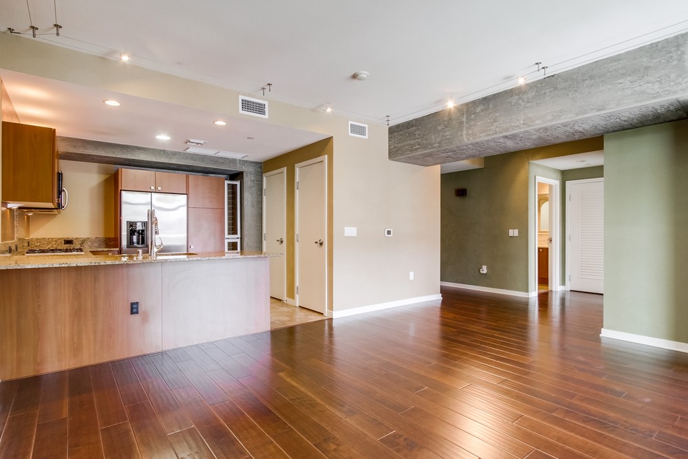 Virtual tour photo 5 of 53 for 800 The Mark Ln UNIT 607
