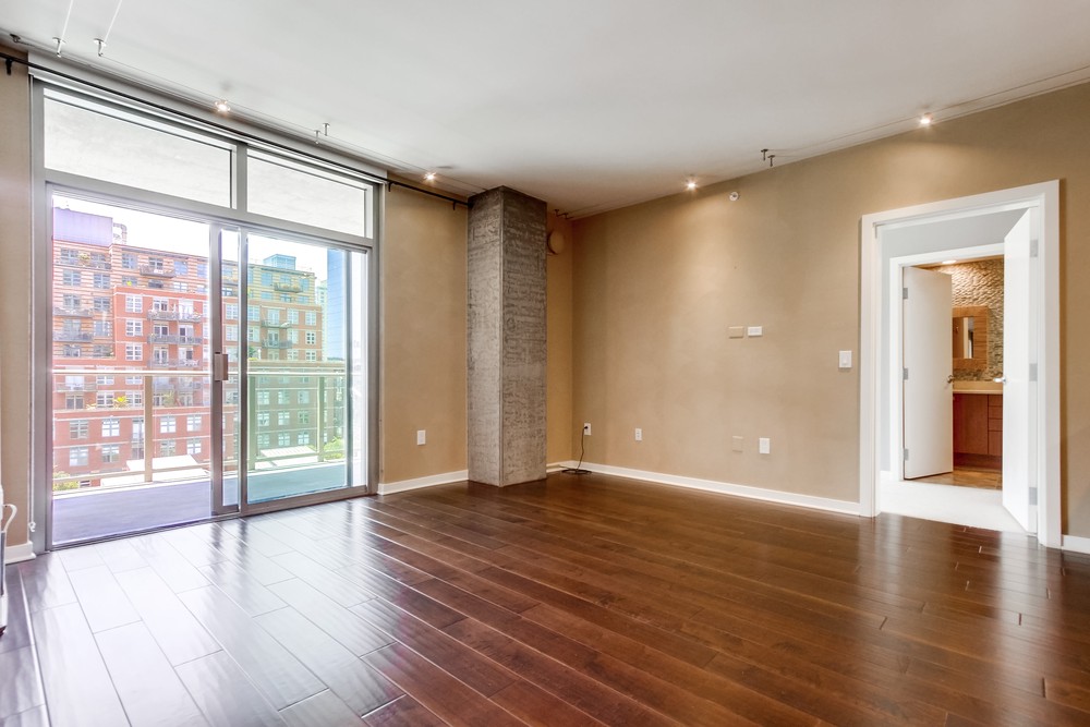 Virtual tour photo 12 of 53 for 800 The Mark Ln UNIT 607