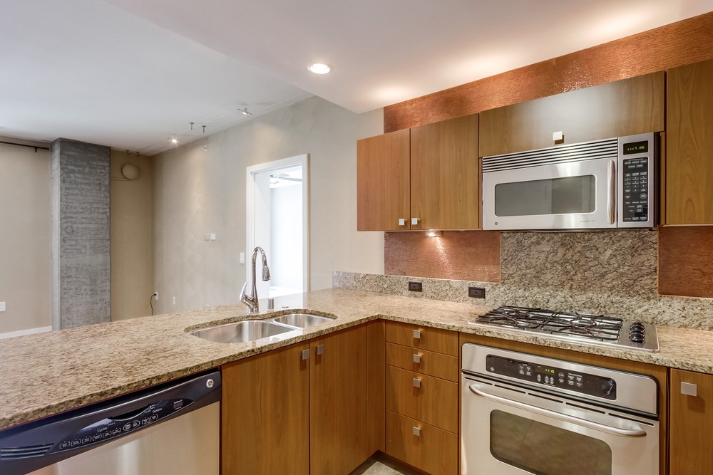 Virtual tour photo 22 of 53 for 800 The Mark Ln UNIT 607
