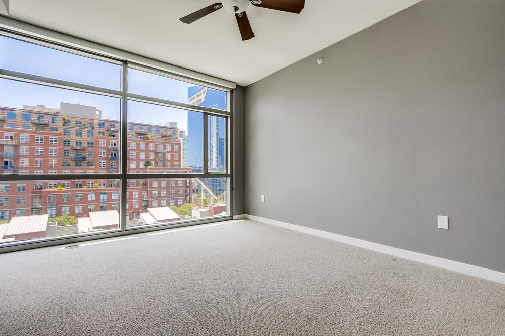 Virtual tour photo 26 of 53 for 800 The Mark Ln UNIT 607