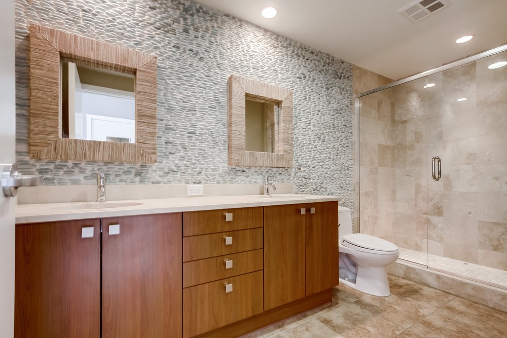 Virtual tour photo 30 of 53 for 800 The Mark Ln UNIT 607