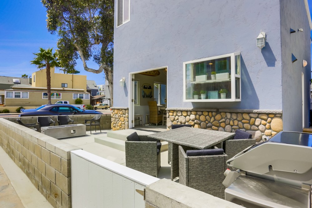 Virtual tour photo 4 of 62 for 800 Venice Ct