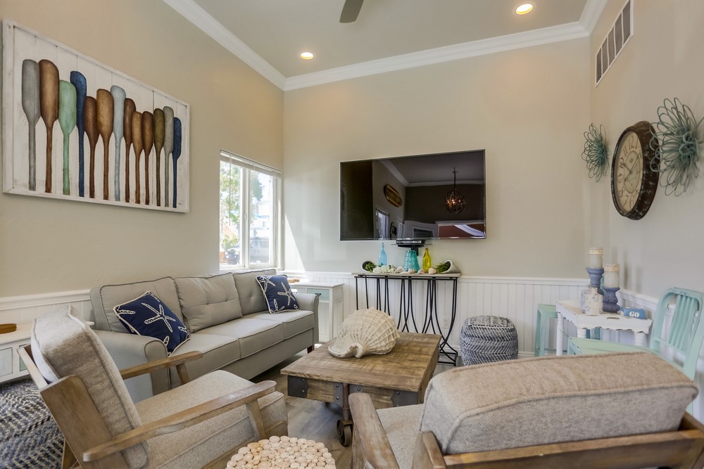 Virtual tour photo 9 of 62 for 800 Venice Ct