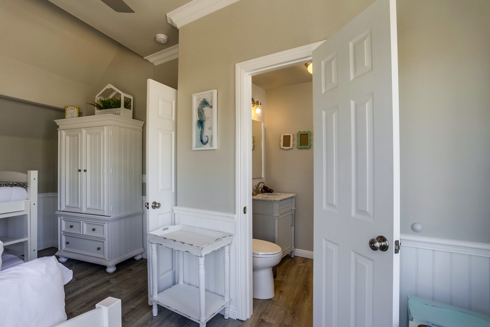 Virtual tour photo 63 of 62 for 800 Venice Ct