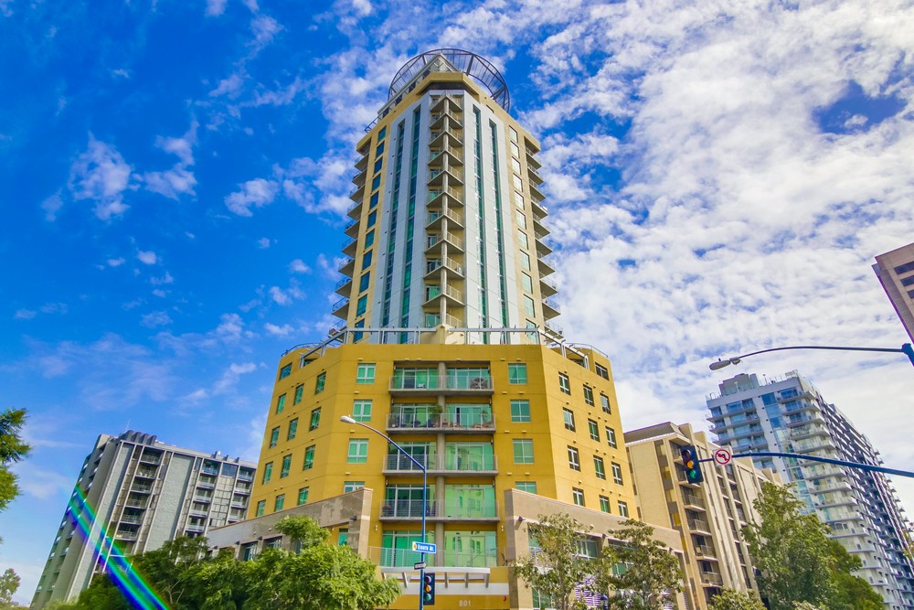 Virtual tour photo 3 of 33 for 801 Ash St UNIT 1403