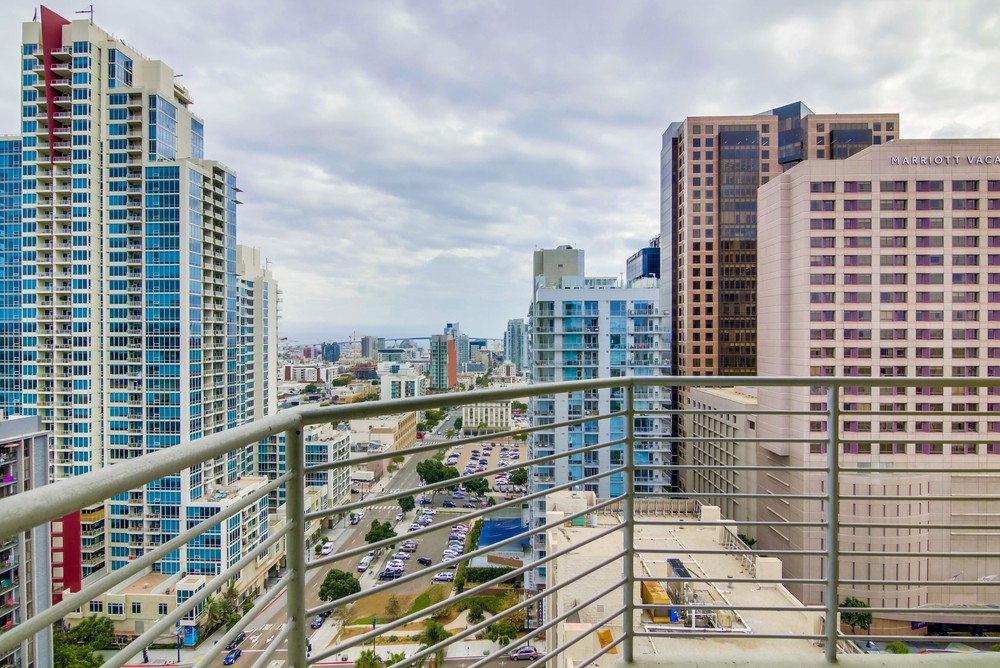 Virtual tour photo 32 of 33 for 801 Ash St UNIT 1403