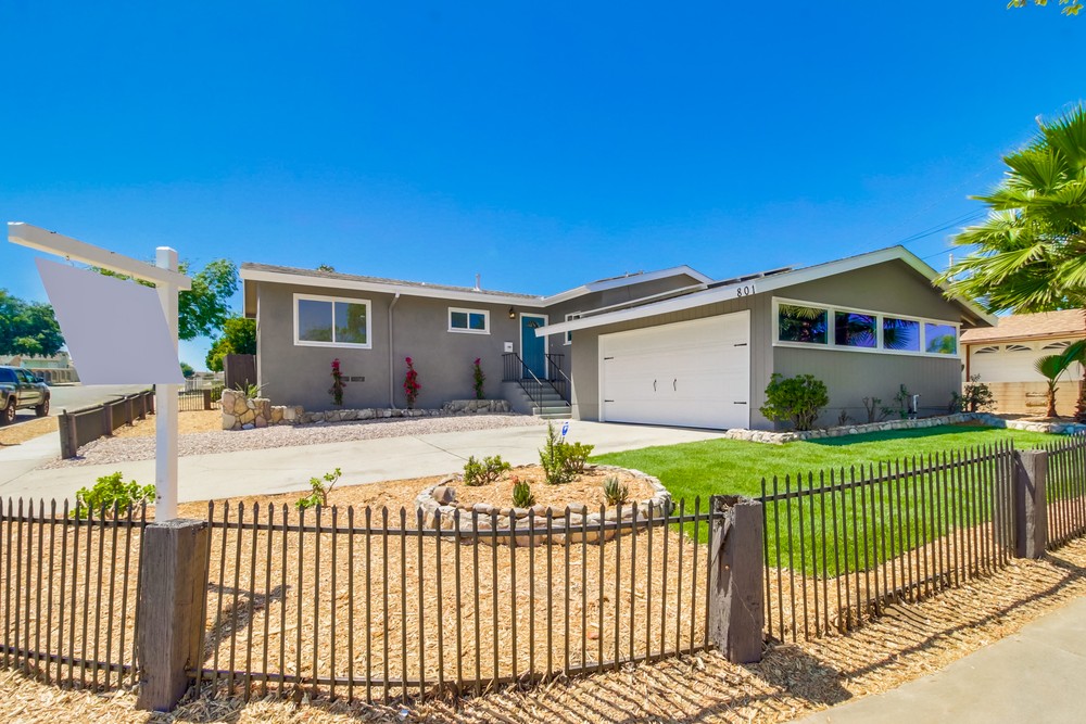 Virtual tour photo 3 of 45 for 801 Kelton Rd