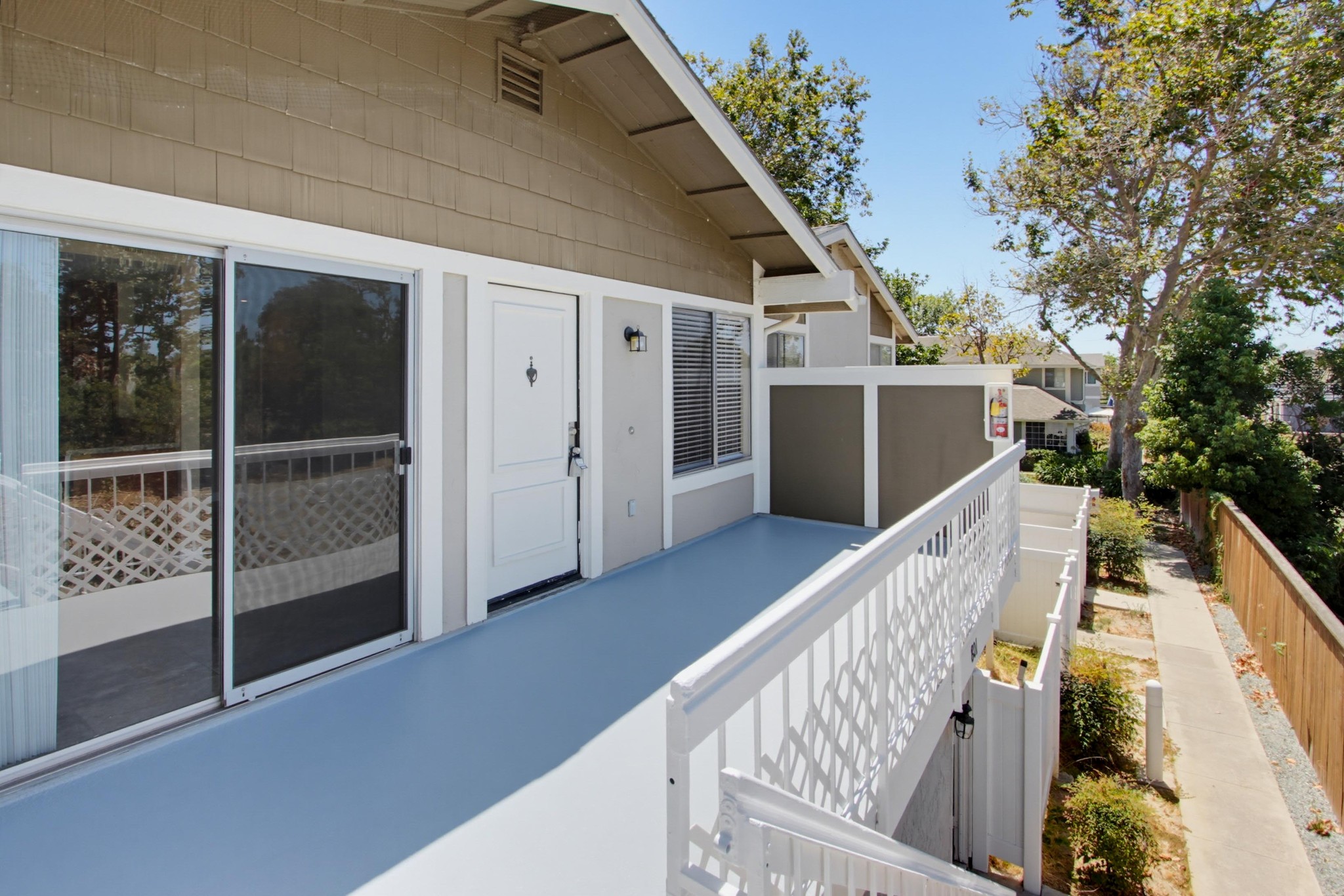 Virtual tour photo 4 of 46 for 801 Pillar Point Way