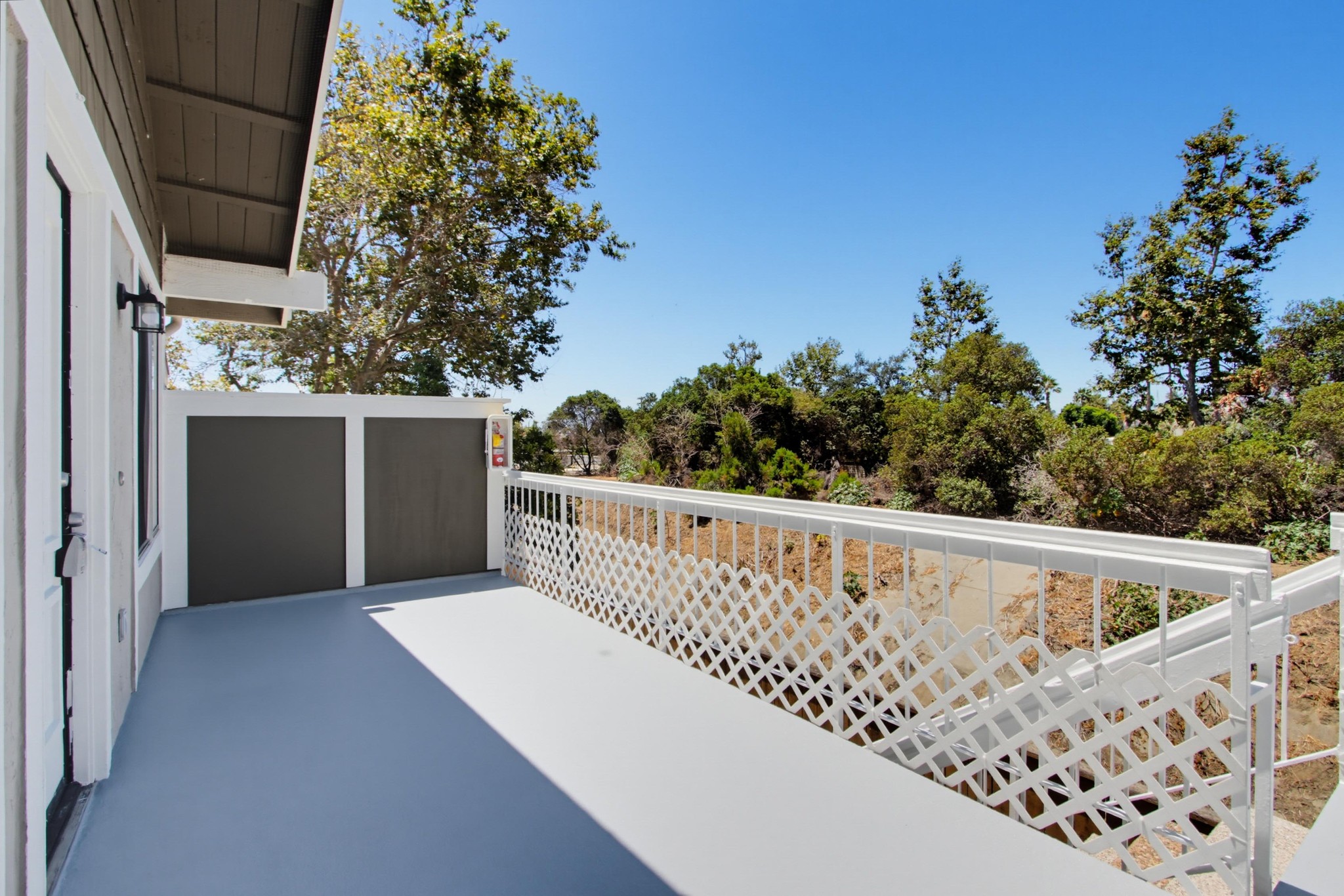 Virtual tour photo 5 of 46 for 801 Pillar Point Way