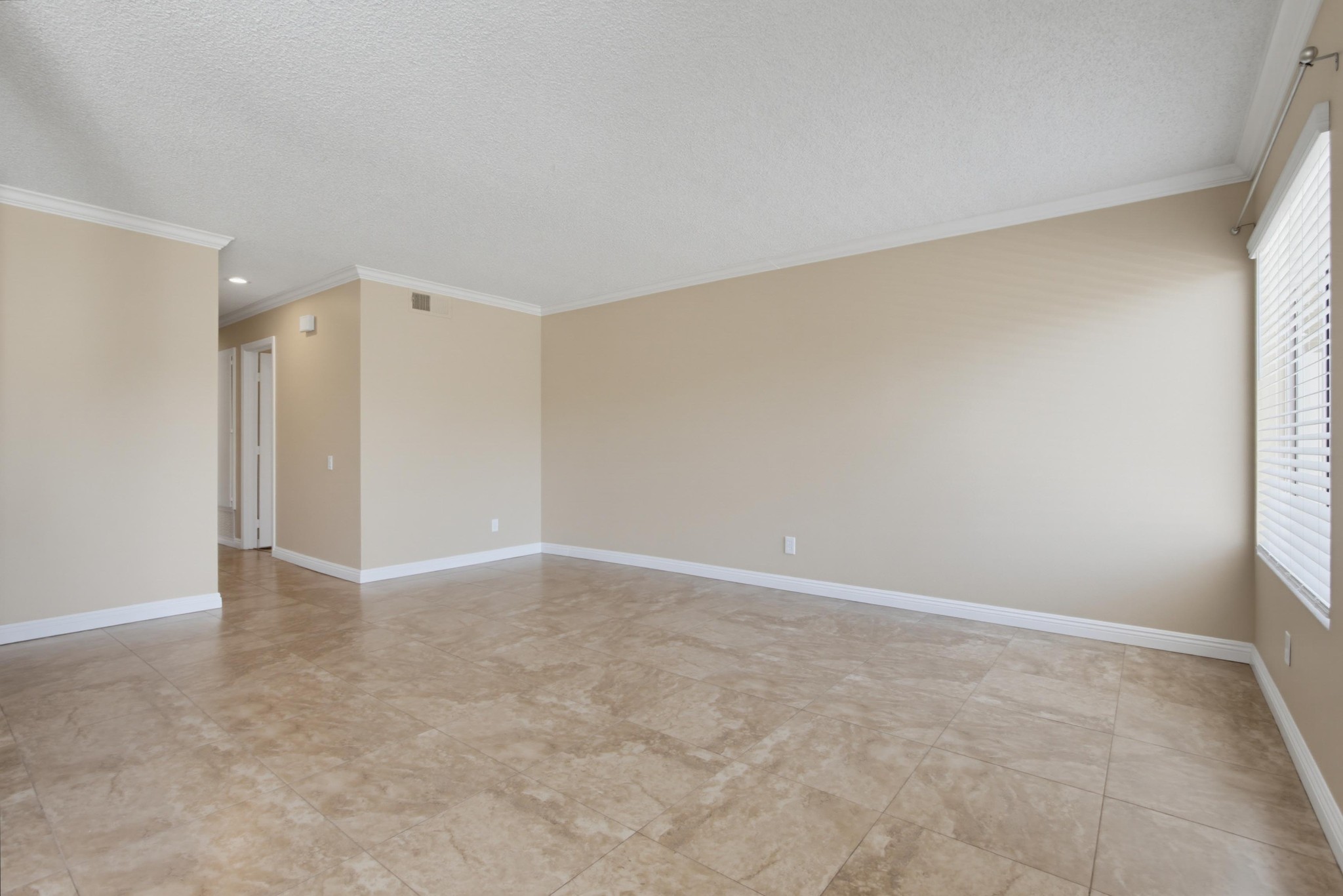 Virtual tour photo 9 of 46 for 801 Pillar Point Way