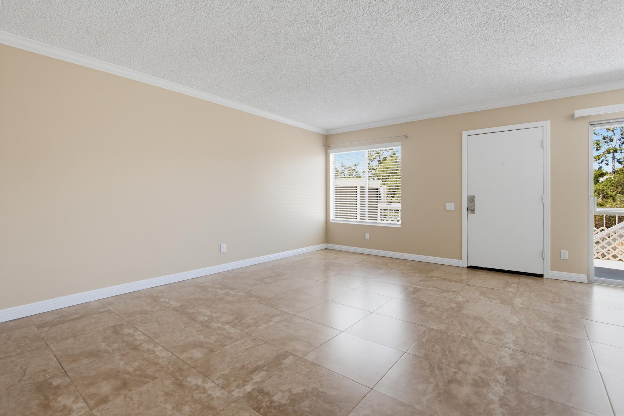 Virtual tour photo 11 of 46 for 801 Pillar Point Way