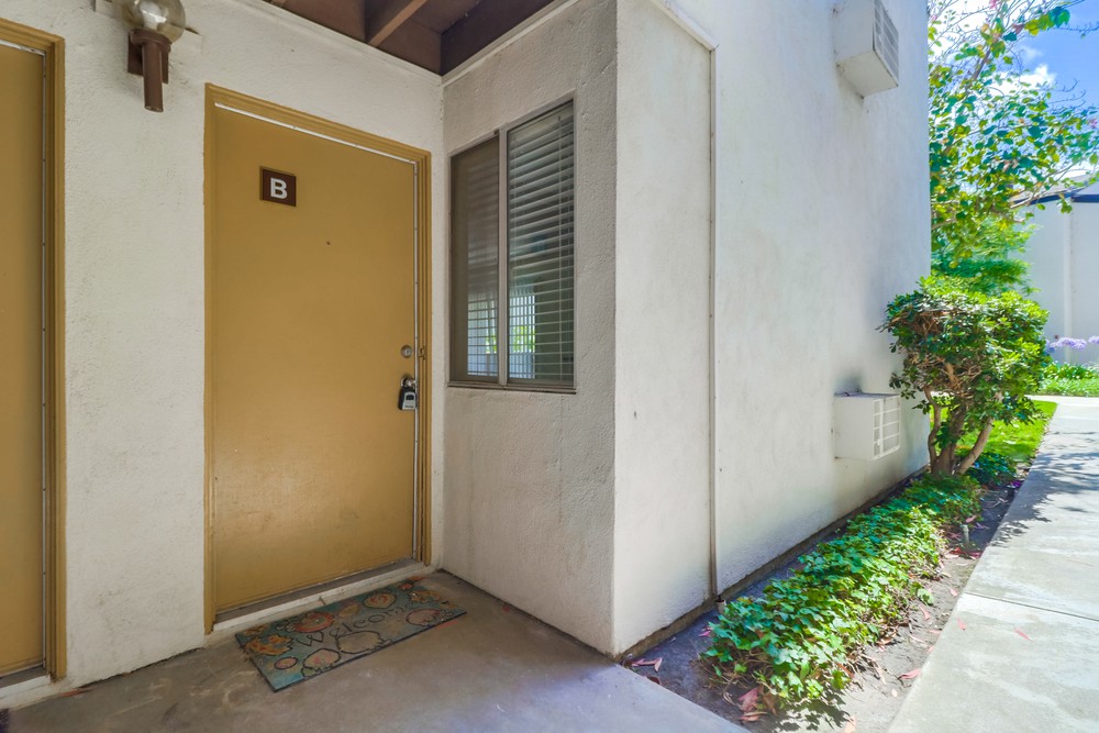 Virtual tour photo 5 of 29 for 8023 Caminito De Pizza Unit B