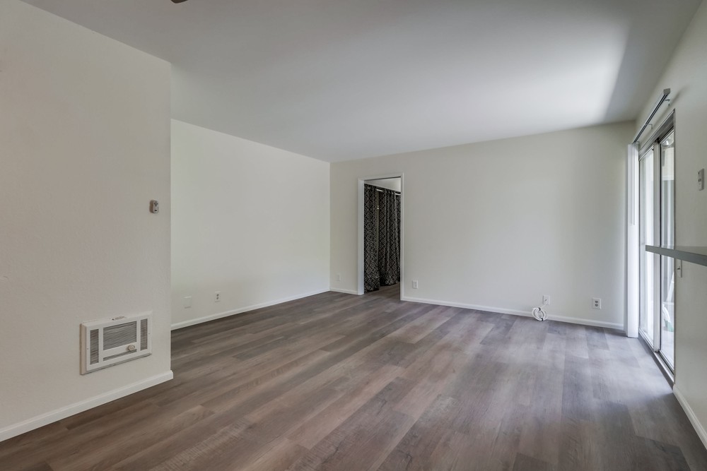 Virtual tour photo 11 of 29 for 8023 Caminito De Pizza Unit B