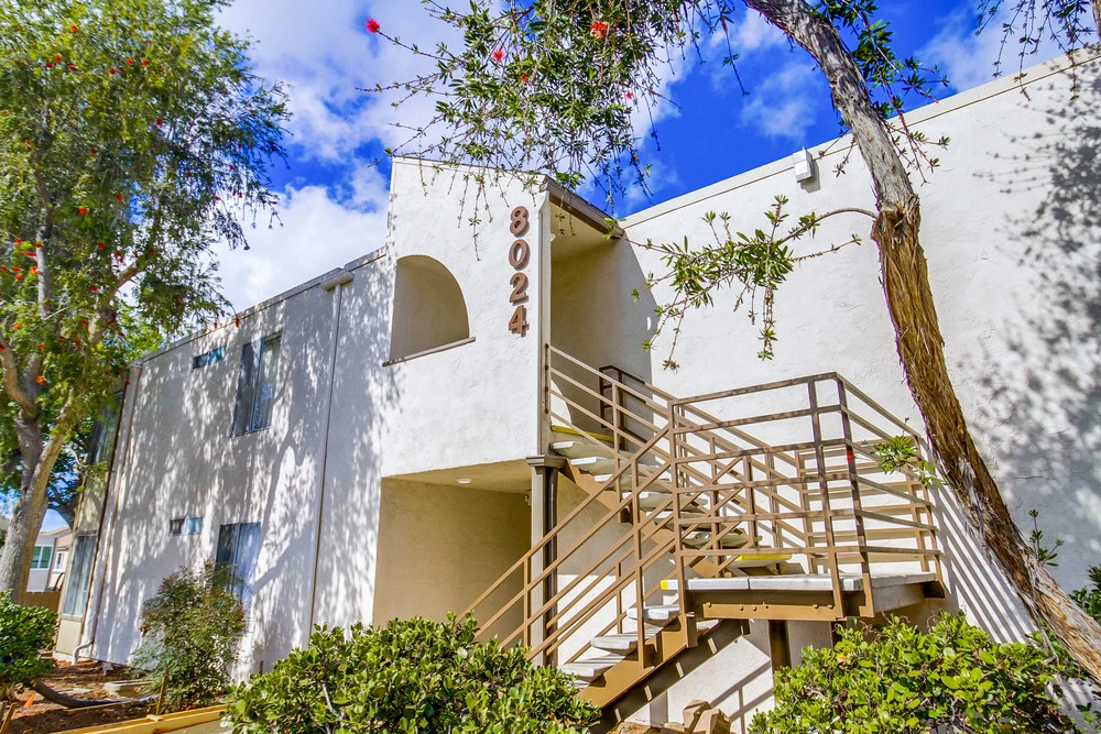 Virtual tour photo 3 of 36 for 8024 Linda Vista Rd #2a