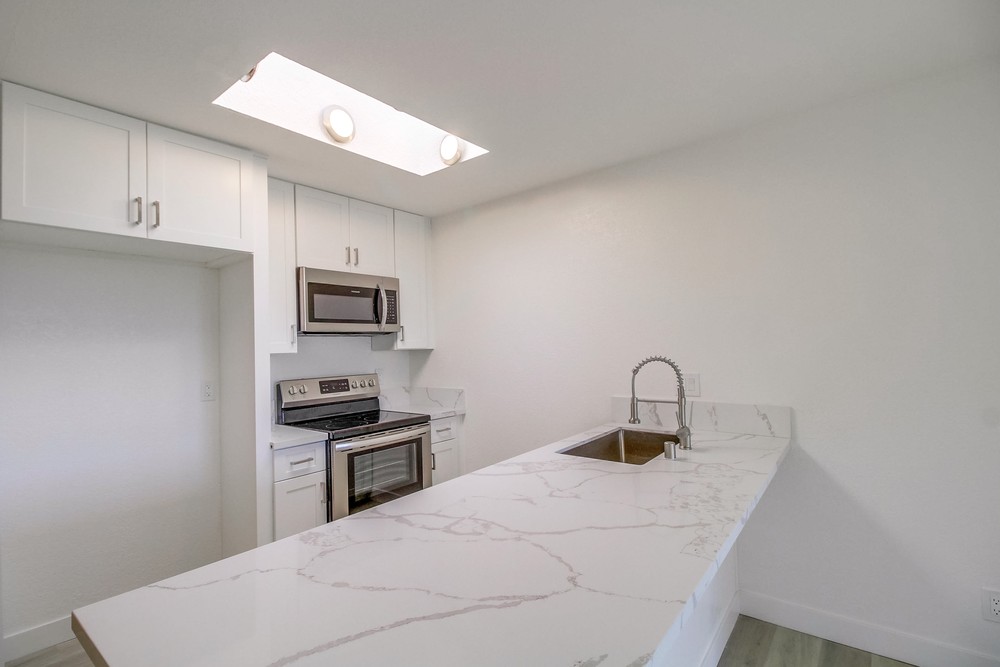 Virtual tour photo 17 of 36 for 8024 Linda Vista Rd #2a