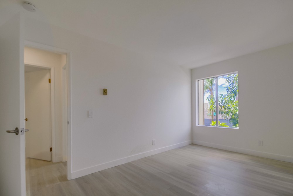 Virtual tour photo 29 of 36 for 8024 Linda Vista Rd #2a