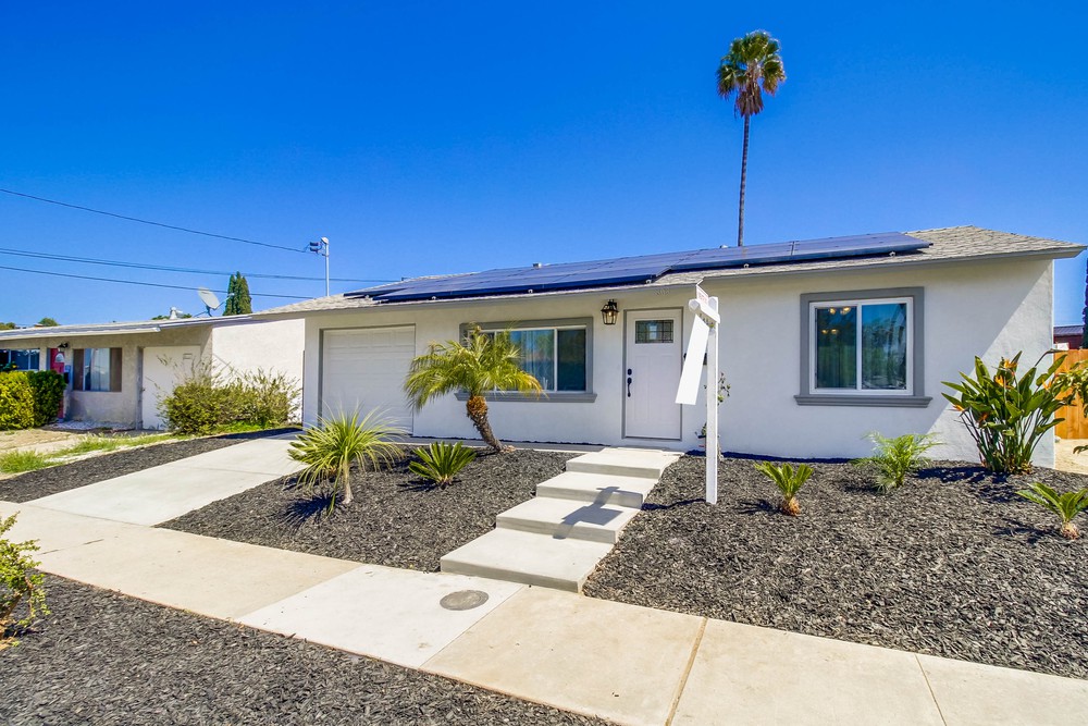 Virtual tour photo 3 of 54 for 803 Bonsall St