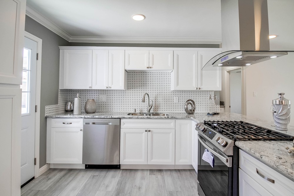 Virtual tour photo 15 of 54 for 803 Bonsall St