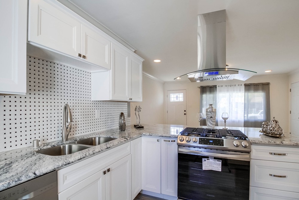 Virtual tour photo 18 of 54 for 803 Bonsall St