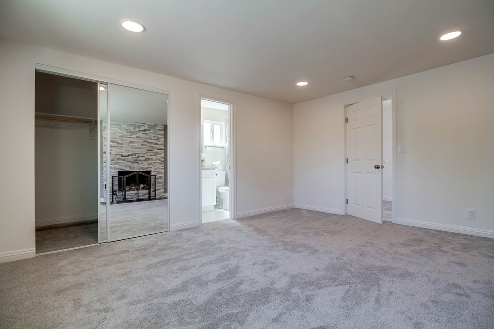 Virtual tour photo 30 of 54 for 803 Bonsall St