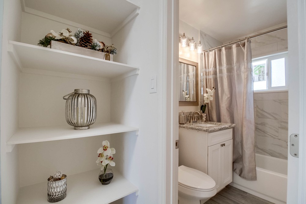 Virtual tour photo 40 of 54 for 803 Bonsall St