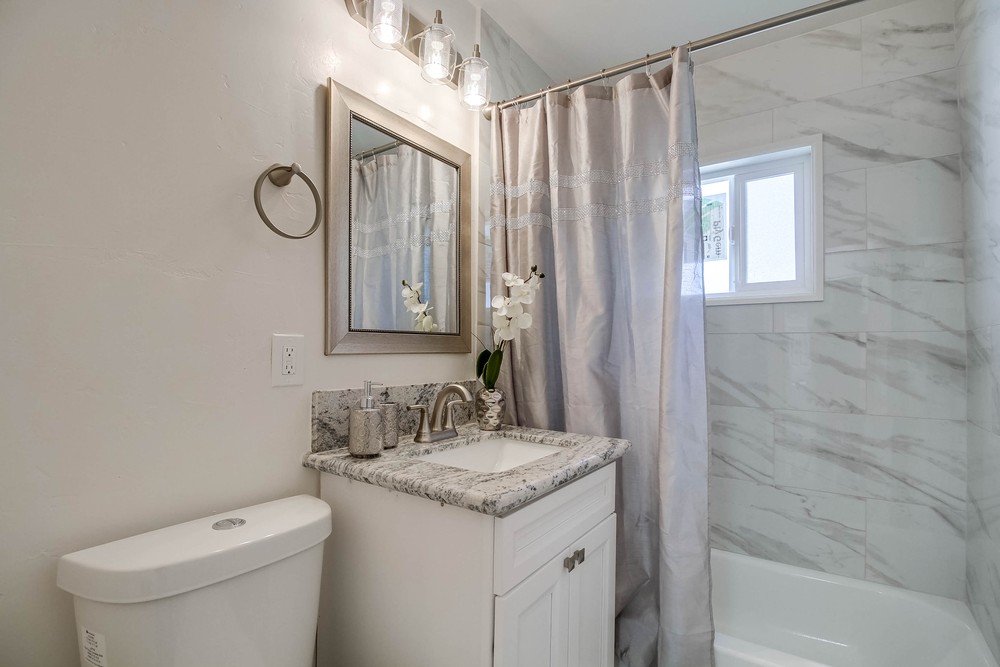 Virtual tour photo 41 of 54 for 803 Bonsall St