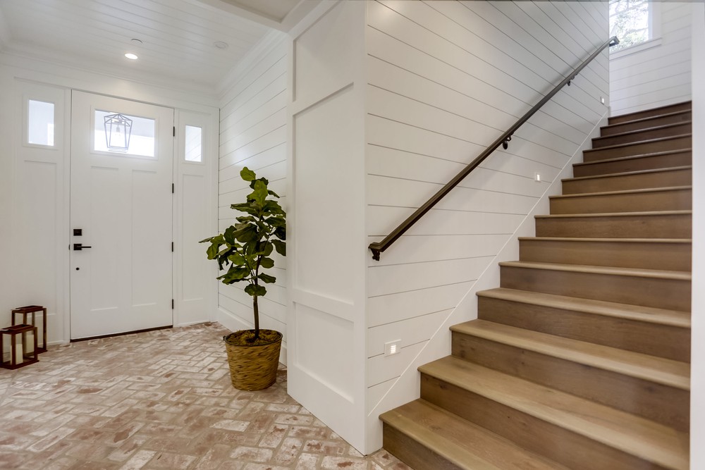 Virtual tour photo 31 of 93 for 803 Law St