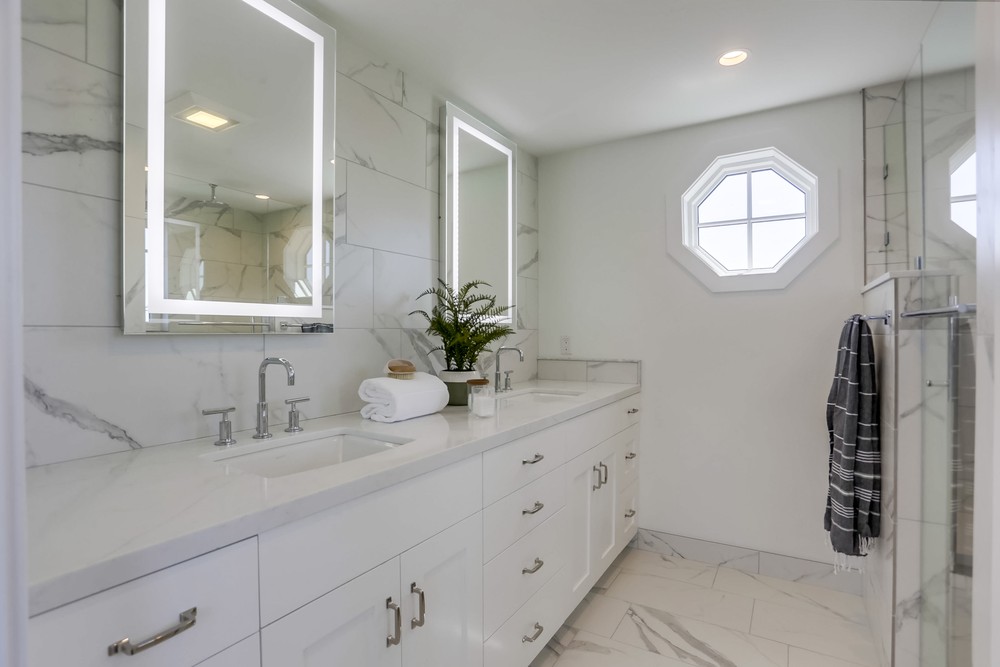 Virtual tour photo 38 of 93 for 803 Law St