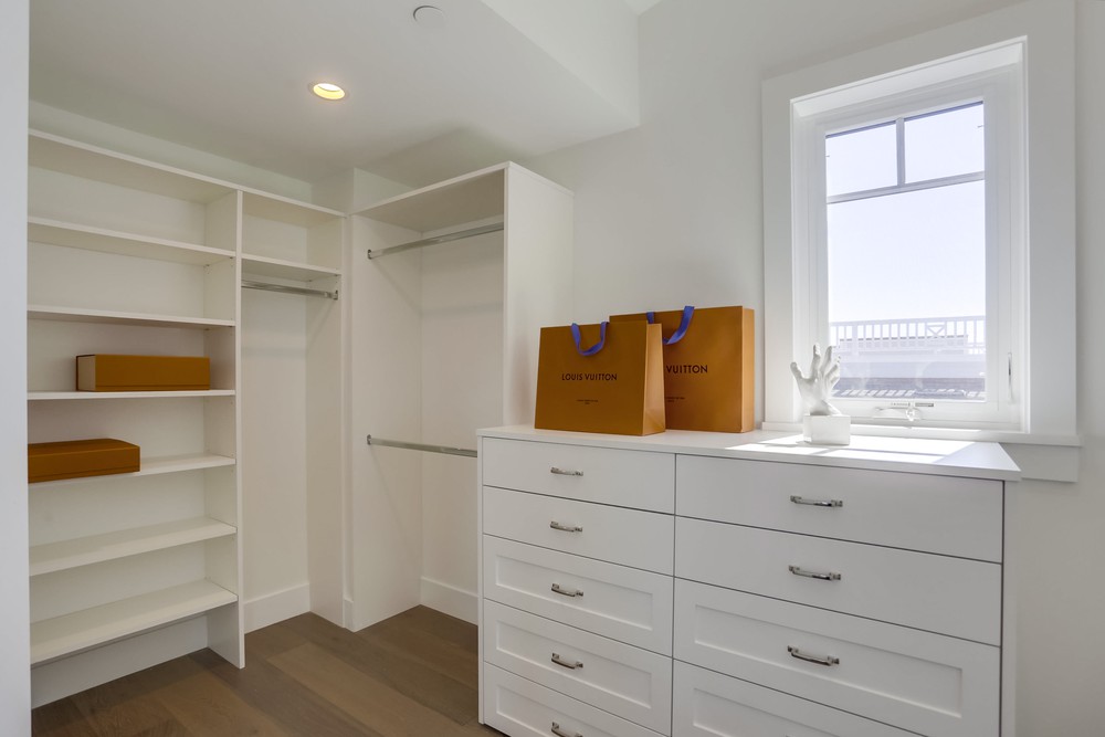 Virtual tour photo 41 of 93 for 803 Law St