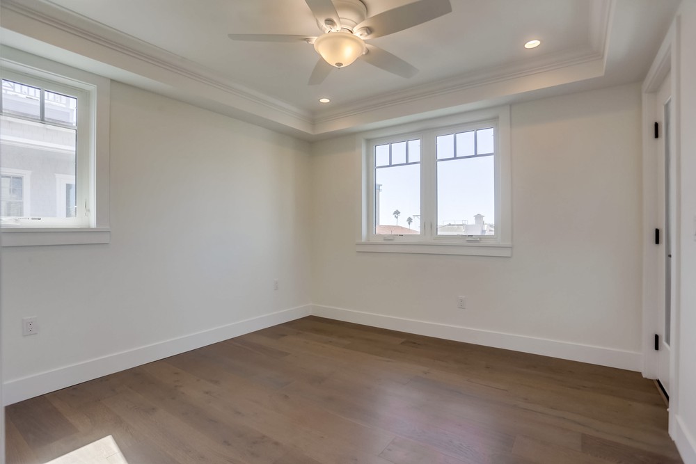 Virtual tour photo 52 of 93 for 803 Law St