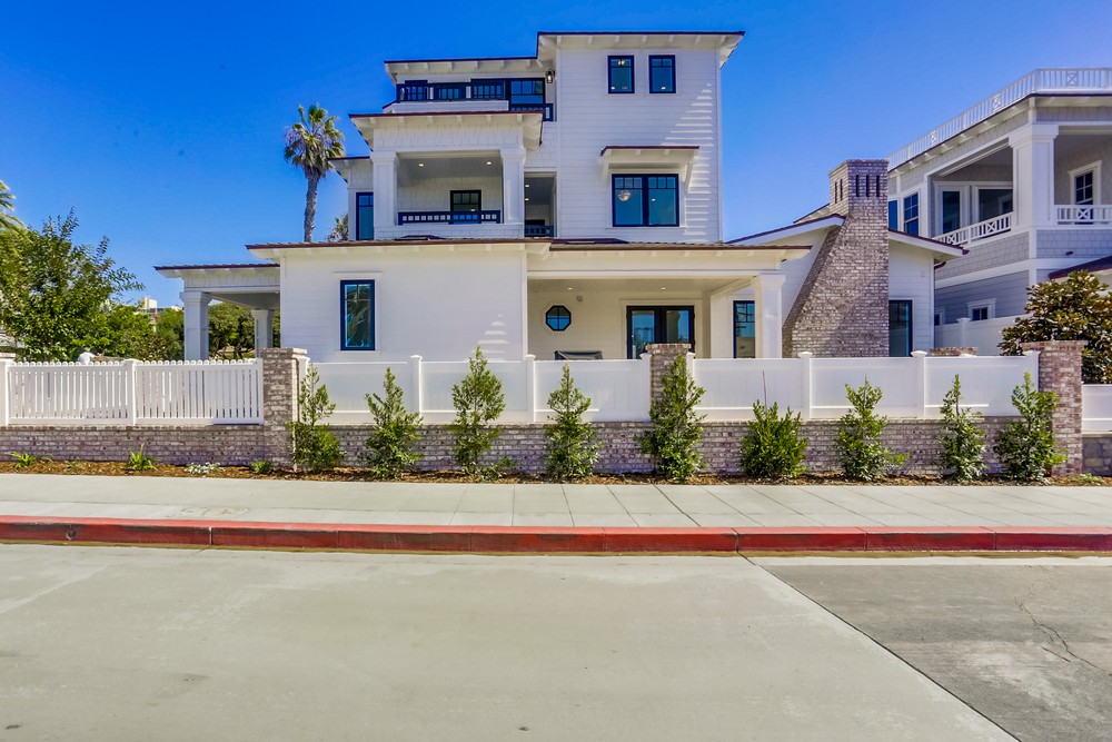 Virtual tour photo 77 of 93 for 803 Law St