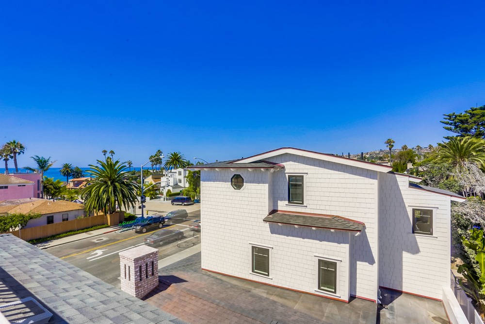 Virtual tour photo 84 of 93 for 803 Law St
